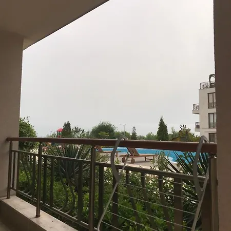 Diamond Beach студио Studio сарафово Sarafovo Apartament